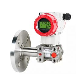 Flange mounted differential pressure transmitters